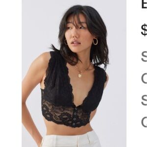 urban outfitters laced vest top M